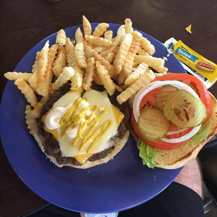 Pierces Family Restaurant | restaurant | 14267 US-231, Hazel Green, AL 35750, USA | 2568280017 OR +1 256-828-0017