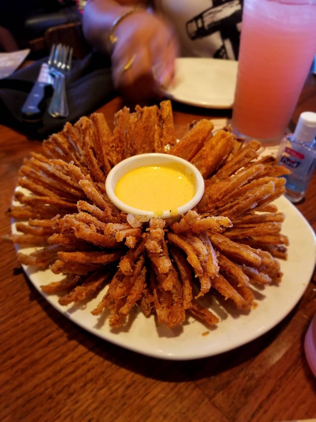 Outback Steakhouse | restaurant | 1300 Linton Blvd, Delray Beach, FL 33444, USA | 5612727201 OR +1 561-272-7201