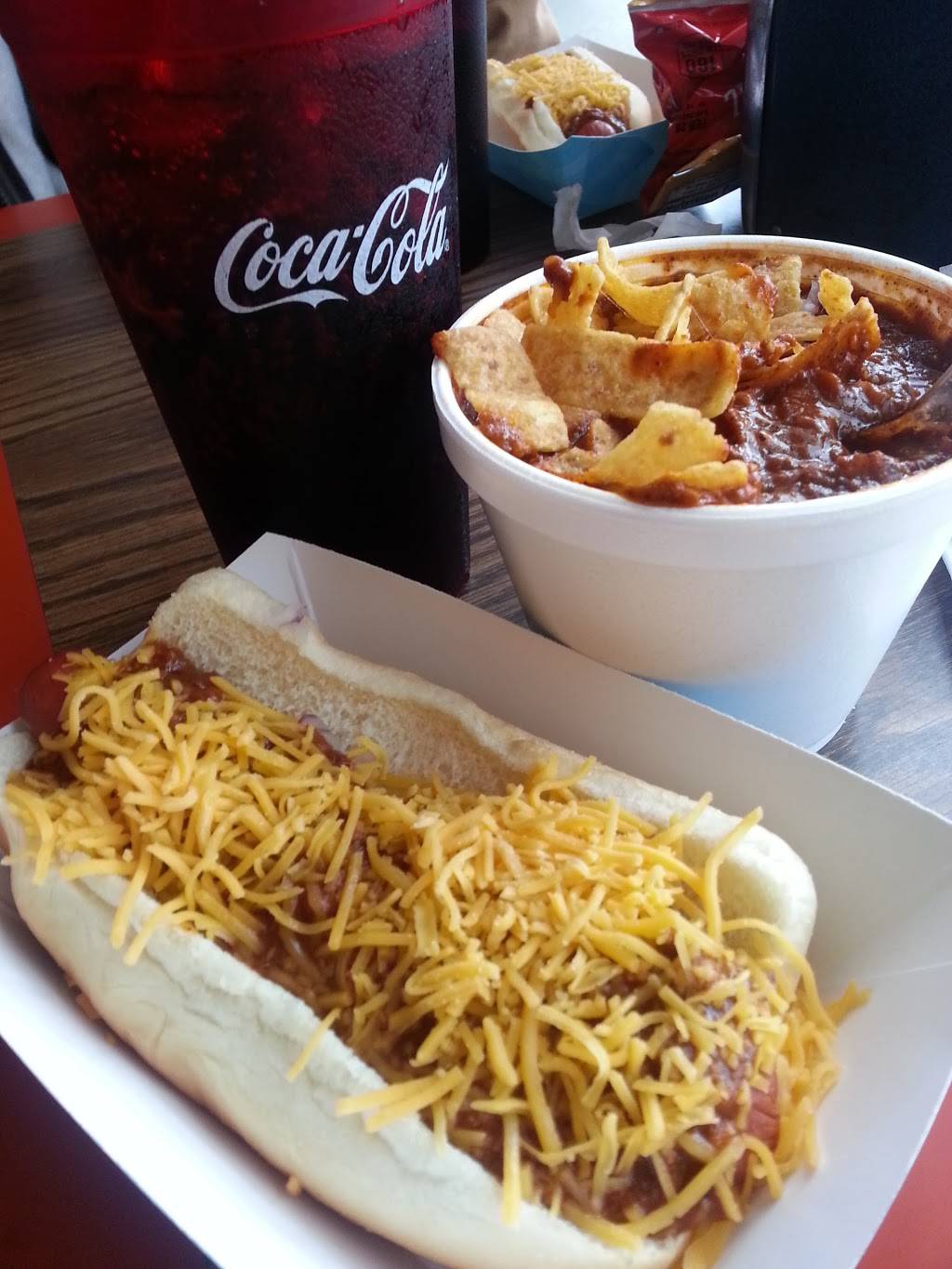 Hound Dog Hot Dog Shop | restaurant | 2802, 8749 Glenoaks Blvd, Sun Valley, CA 91352, USA | 8187689712 OR +1 818-768-9712