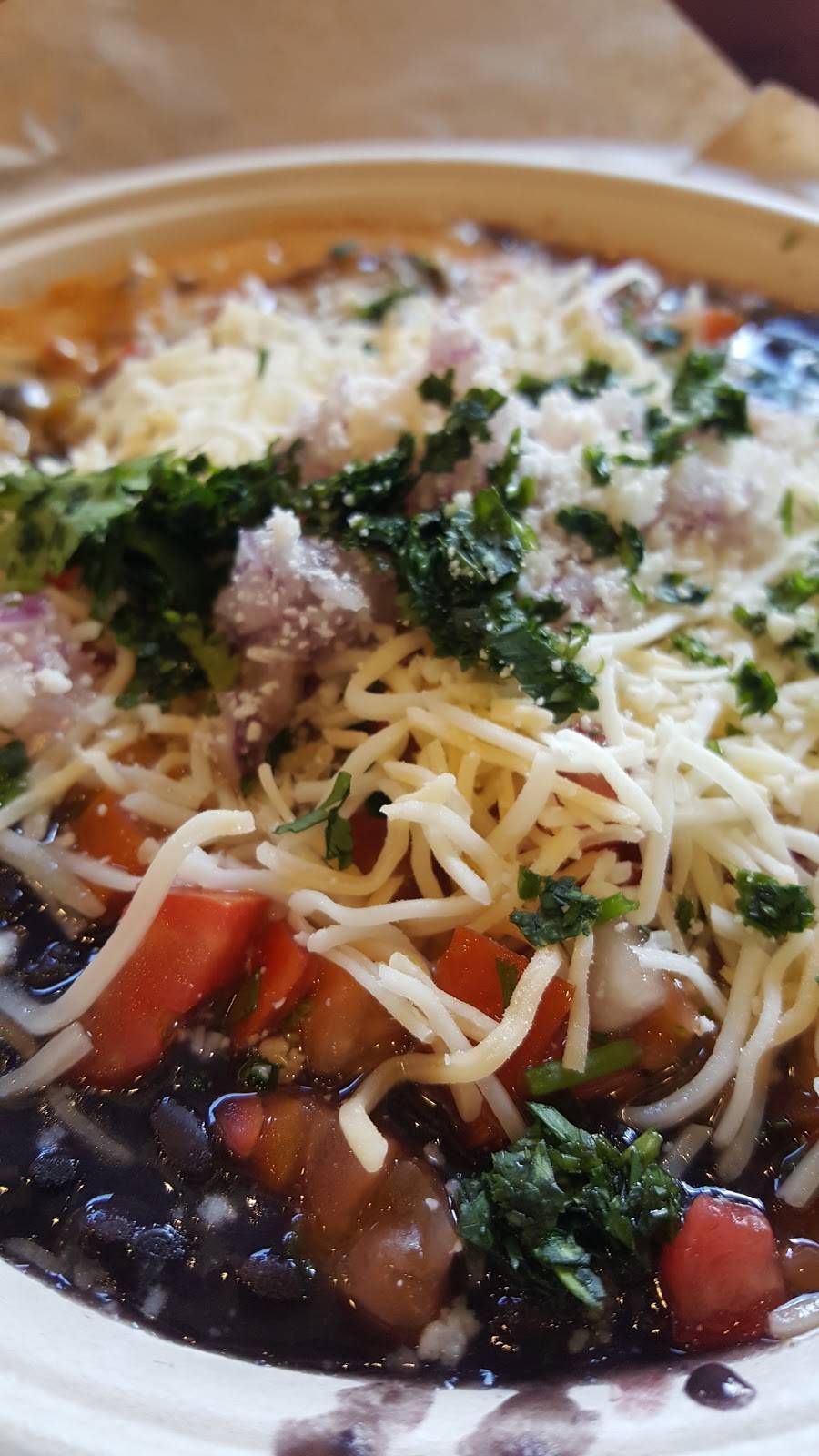 QDOBA Mexican Eats | restaurant | 832 W Main St, Gaylord, MI 49735, USA | 9894482330 OR +1 989-448-2330