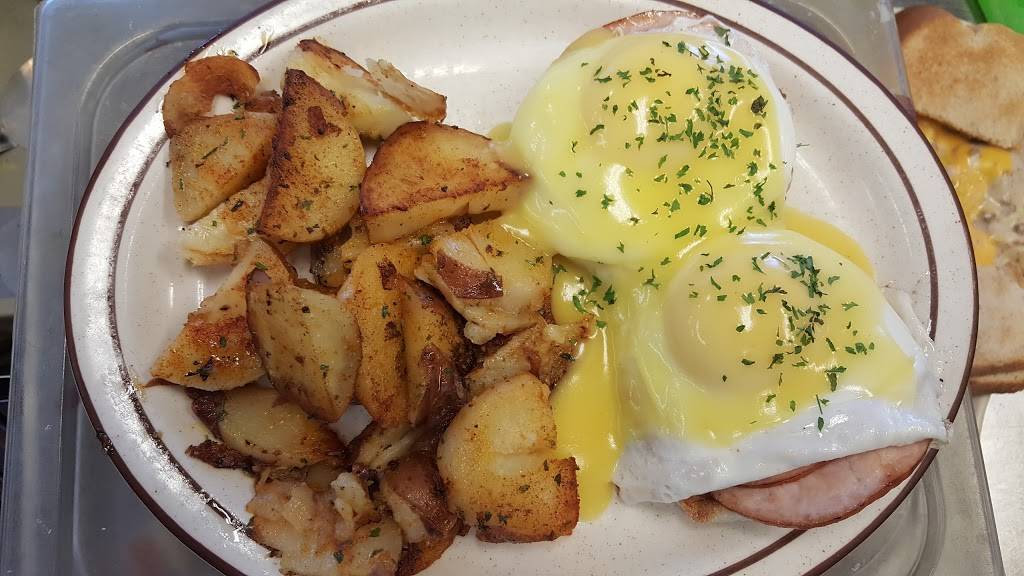 Big Boppers Restaurant | restaurant | 7581 E Harbor Rd, Lakeside Marblehead, OH 43440, USA | 4197344458 OR +1 419-734-4458