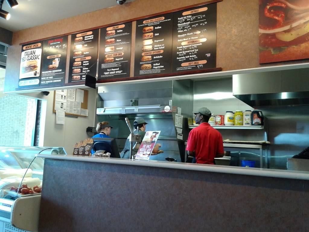 Penn Station East Coast Subs | meal takeaway | 10065 E Washington St, Indianapolis, IN 46229, USA | 3178977366 OR +1 317-897-7366