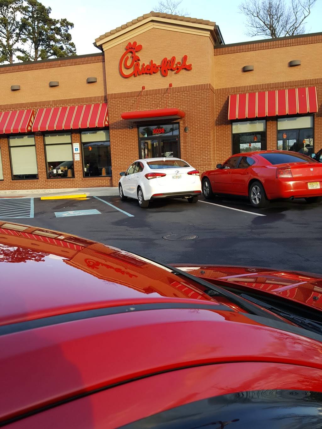 Chick-fil-A | restaurant | 6038 E Black Horse Pike, Egg Harbor Township, NJ 08234, USA | 6094074100 OR +1 609-407-4100