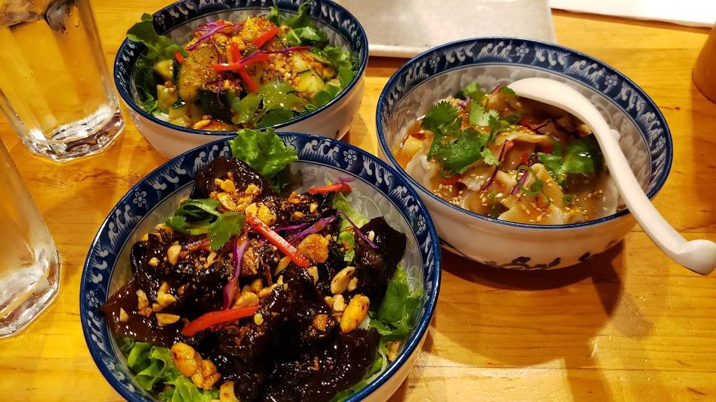 La Maison de Mademoiselle Dumpling | restaurant | 6381 Rue St-Hubert, Montréal, QC H2S 2L9, Canada | 4388006666 OR +1 438-800-6666