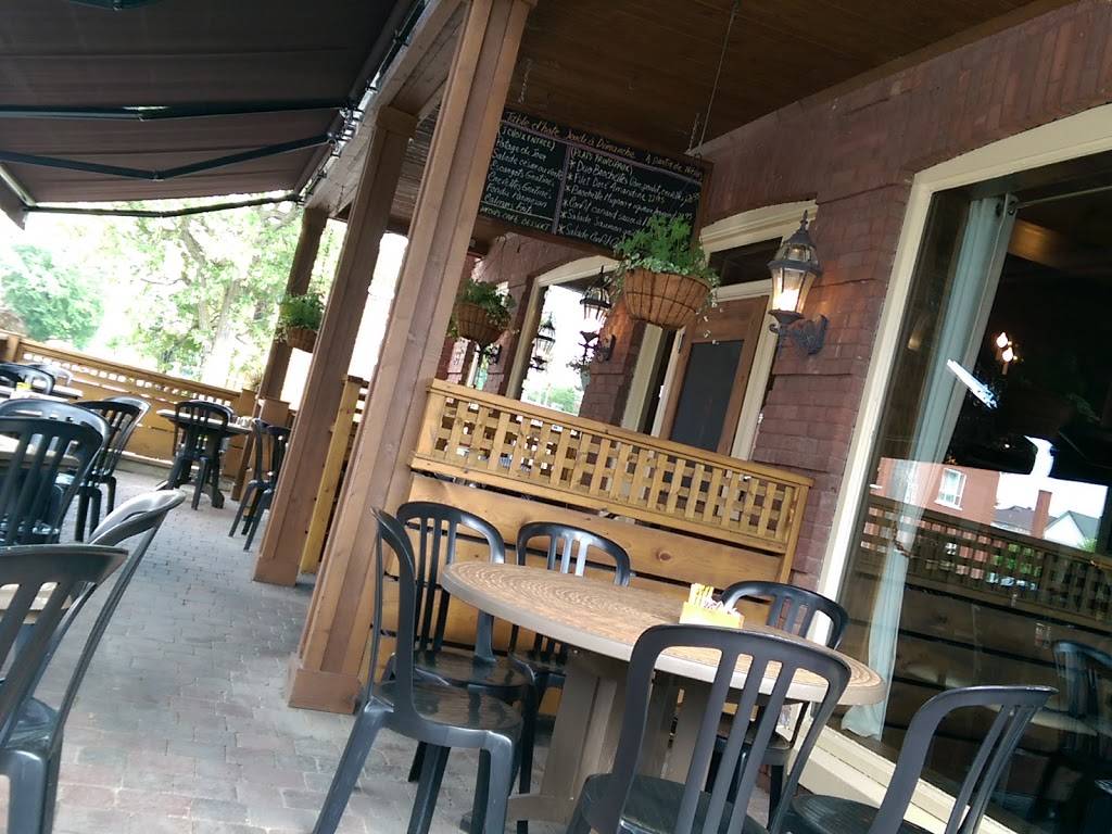 Resto Le Principal | restaurant | 38 Rue Saint-Lambert, Sherbrooke, QC J1C 0N7, Canada | 8198466533 OR +1 819-846-6533