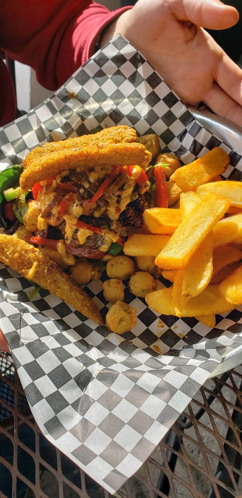 Black Market | restaurant | 3411 Colonnade Pkwy #800, Birmingham, AL 35243, USA | 2059678787 OR +1 205-967-8787