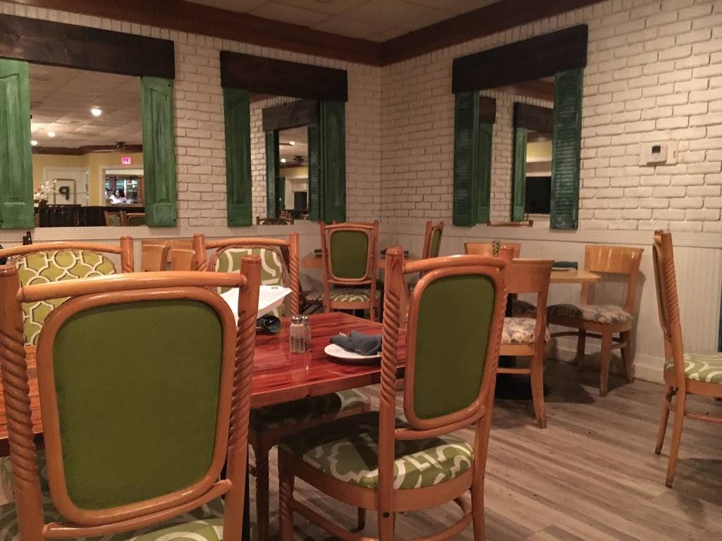 Peppinos Ristorante Italiano | restaurant | 7694, 100 Carrigan Ave, Oviedo, FL 32765, USA | 4073654774 OR +1 407-365-4774