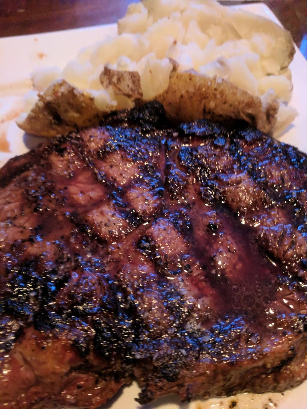 Perkins Pier Clam Shack & Bar | restaurant | Hampton, NH 03842, USA | 6036017702 OR +1 603-601-7702