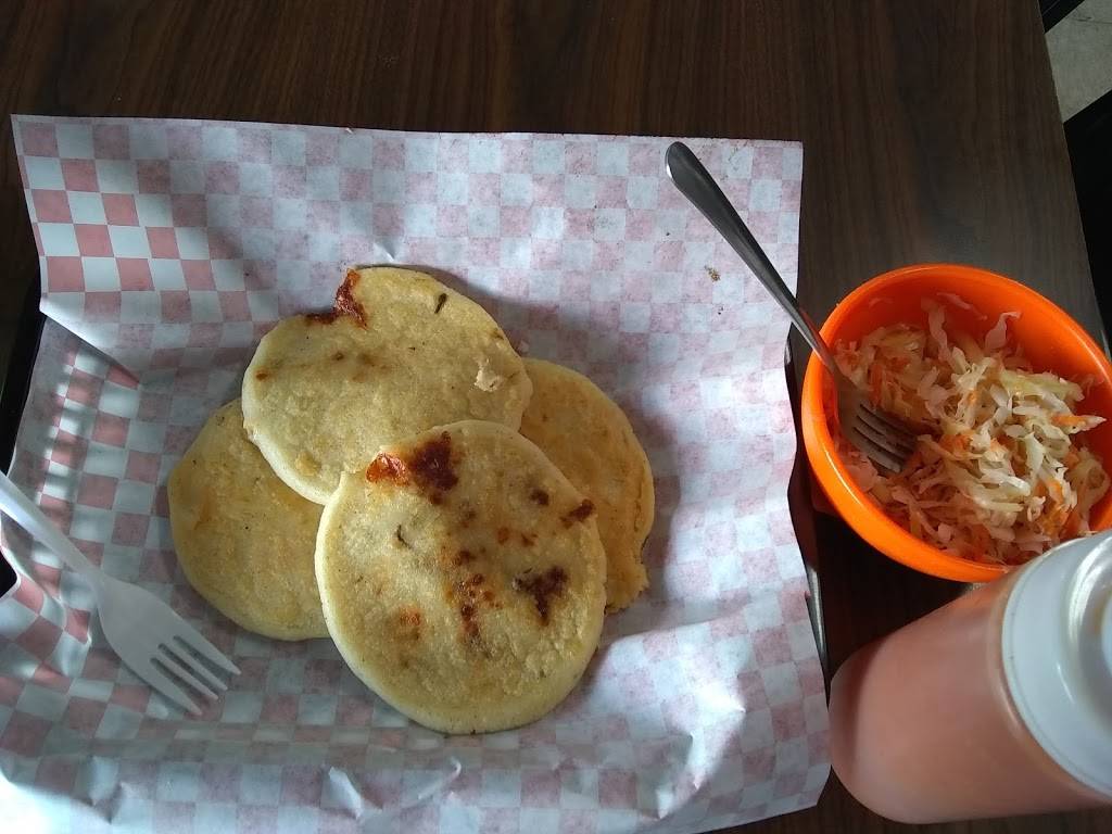 Pupuseria Y Restaurante Zulay | restaurant | 8901 Dyer St, El Paso, TX 79904, USA | 9158034770 OR +1 915-803-4770