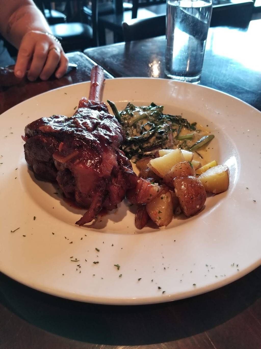 Phoenecia | restaurant | 4717 42nd Ave SW, Seattle, WA 98116, USA | 2064925694 OR +1 206-492-5694