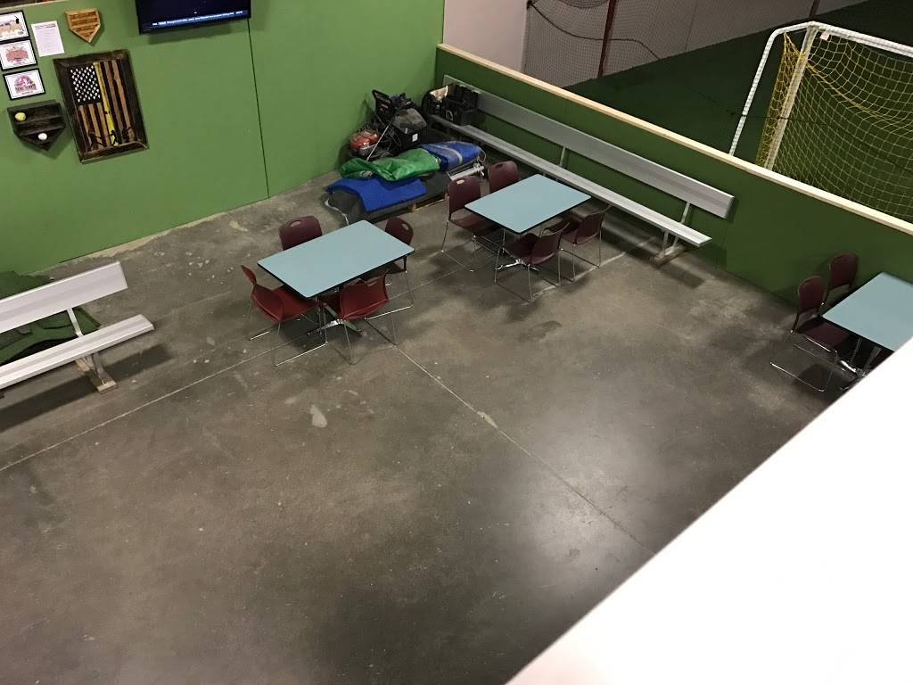 Rally Time Sports Club | meal takeaway | 5000 NE 12th Ave, Pleasant Hill, IA 50327, USA | 5152652902 OR +1 515-265-2902