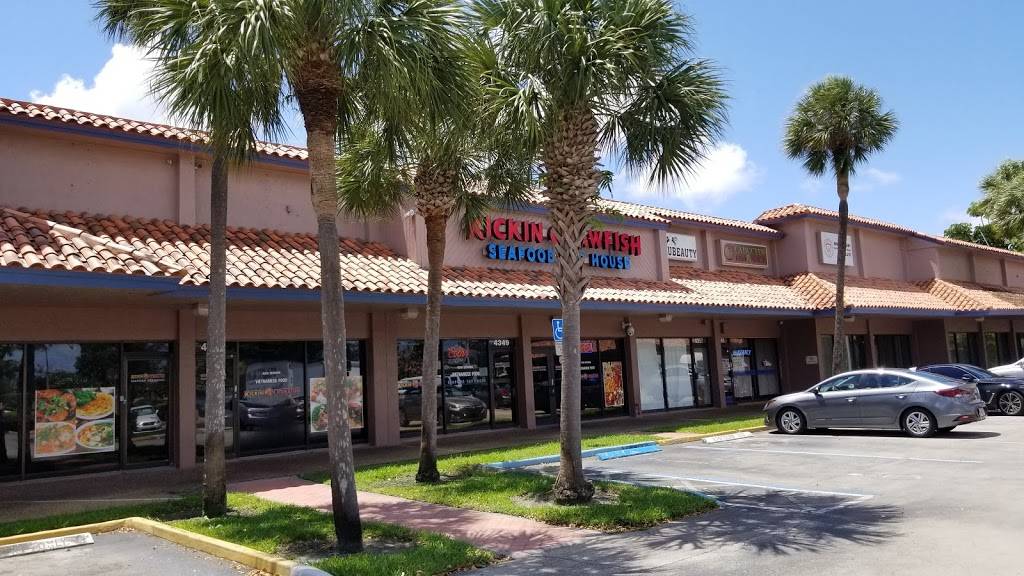 Kickin Crawfish | restaurant | 4341 FL-7, Lauderdale Lakes, FL 33319, USA | 9549905578 OR +1 954-990-5578