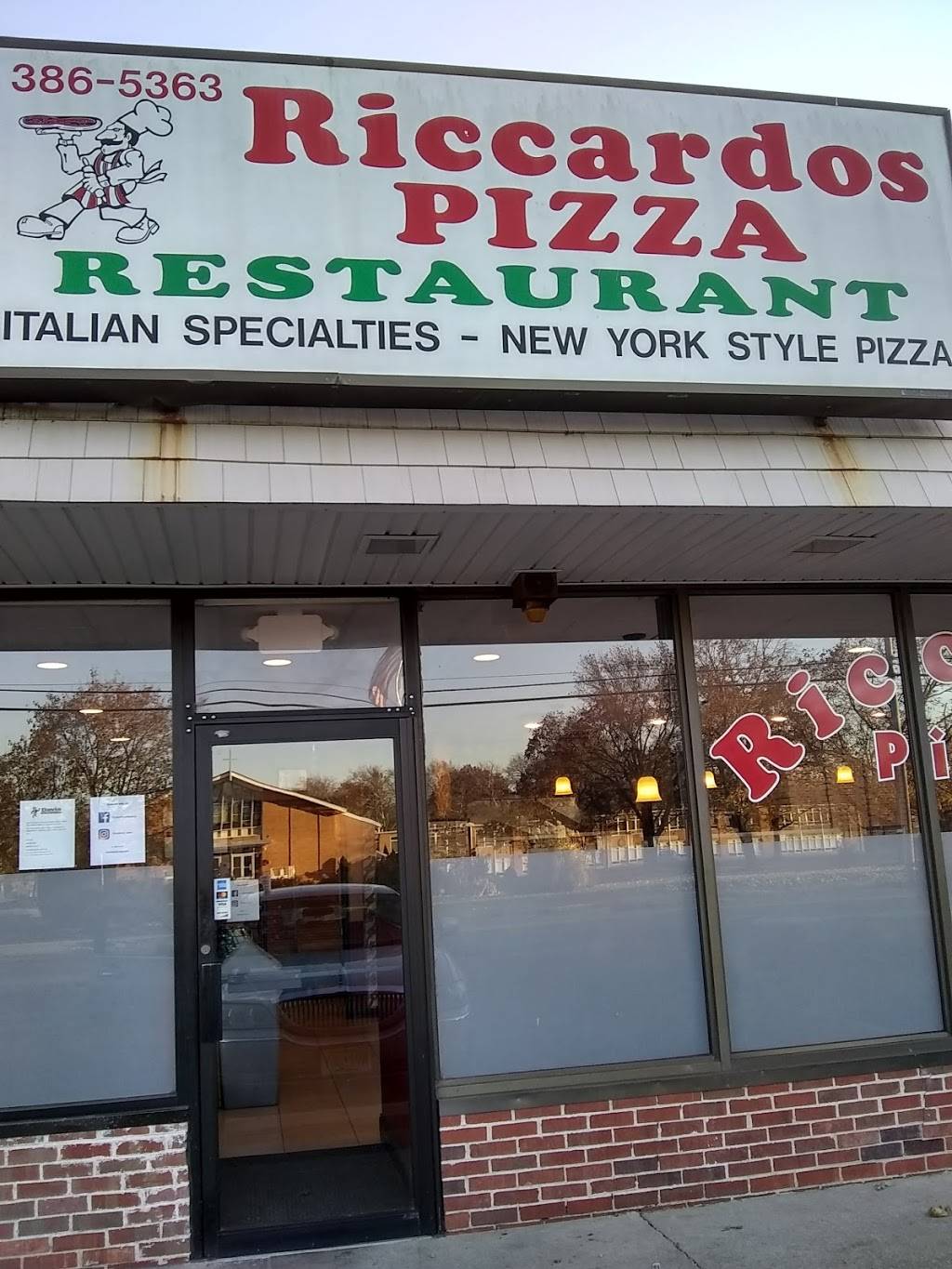 Riccardos Pizza & Restaurant | restaurant | 702 Warren St, Beverly, NJ 08010, USA | 6093865363 OR +1 609-386-5363