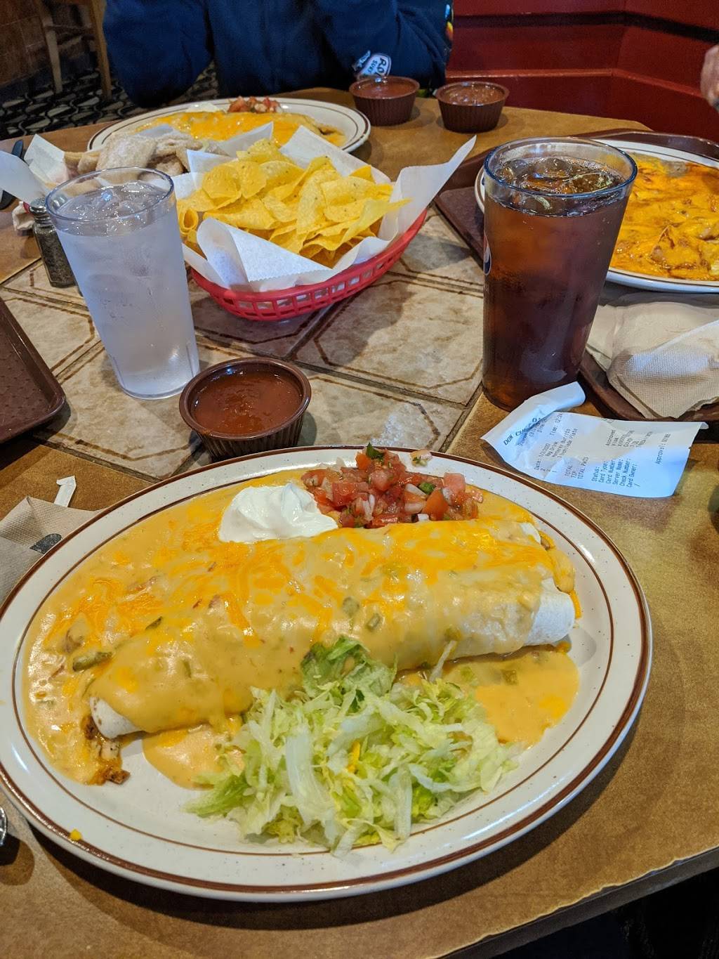 Don Chilitos Mexican Restaurant | restaurant | 7017 Johnson Dr, Mission, KS 66202, USA | 9134324615 OR +1 913-432-4615