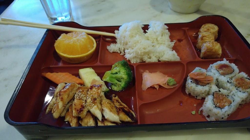 VKI Japanese Steakhouse & Sushi Bar | restaurant | 4552 US-98, Santa Rosa Beach, FL 32459, USA | 8502672555 OR +1 850-267-2555