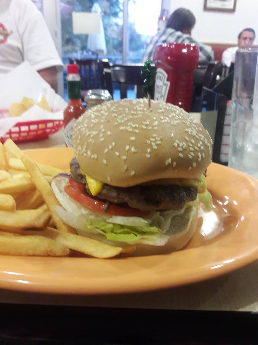 Sammys Cafe | restaurant | 131 W Foothill Blvd Ste B, Upland, CA 91786, USA | 9099209162 OR +1 909-920-9162