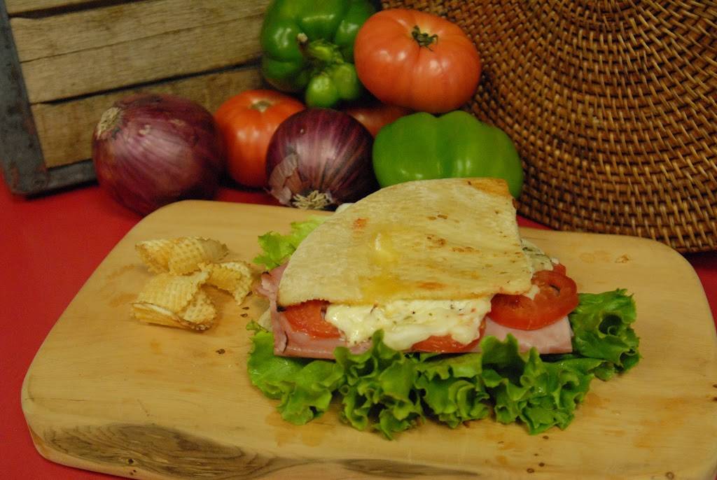 Ds Pizza Pasta & Subs | restaurant | 1407, 113 Bridgton Rd, Fryeburg, ME 04037, USA | 2079354447 OR +1 207-935-4447