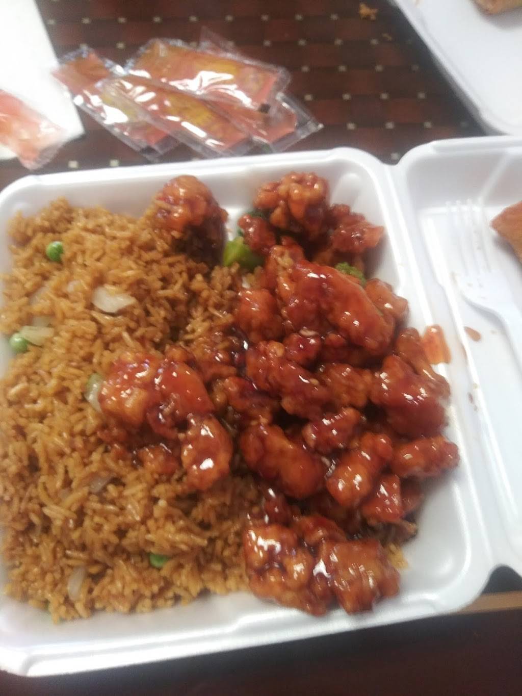 Mr. Chens Kitchen | restaurant | 106 Northwest Dr, Senatobia, MS 38668, USA | 6623018118 OR +1 662-301-8118