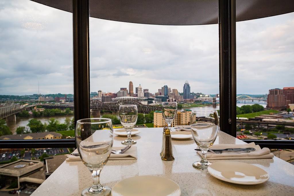 Eighteen at the Radisson | restaurant | 668 W 5th St, Covington, KY 41011, USA | 8594915300 OR +1 859-491-5300