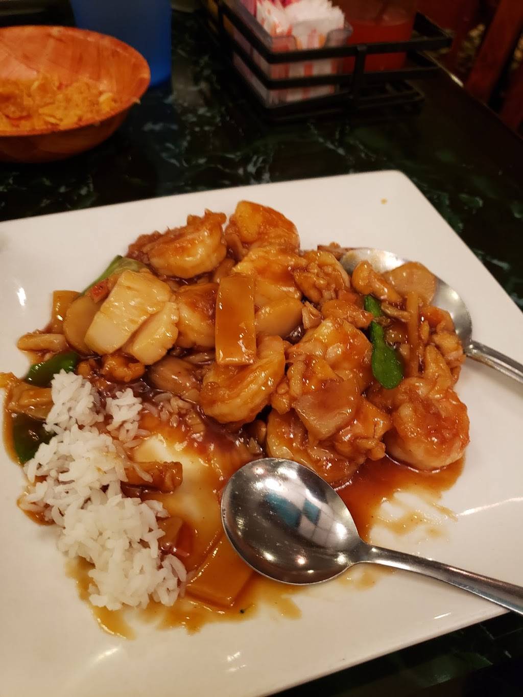 The Palace | restaurant | 5899 Trussville Crossings Pkwy #105, Birmingham, AL 35235, USA | 2056611668 OR +1 205-661-1668