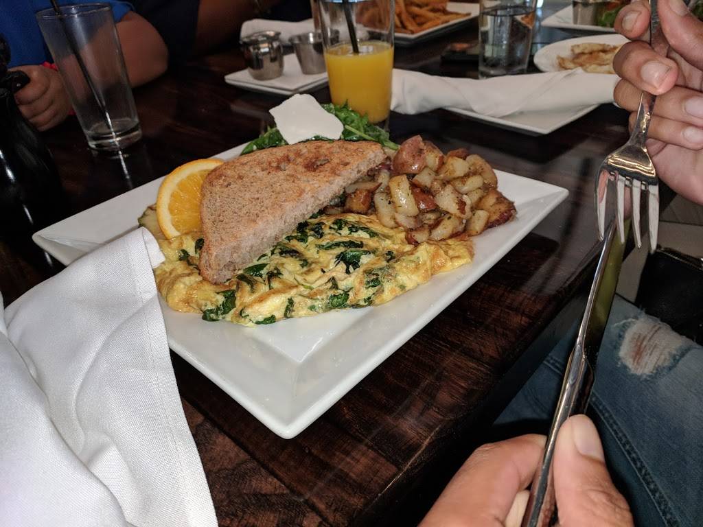 Blue 44 Restaurant and Bar | restaurant | 5507 Connecticut Ave NW, Washington, DC 20015, USA | 2023622583 OR +1 202-362-2583