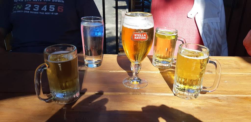 Bistro Manchester | restaurant | 474 Route 105, Chelsea, QC J9B 1L2, Canada | 8198277727 OR +1 819-827-7727