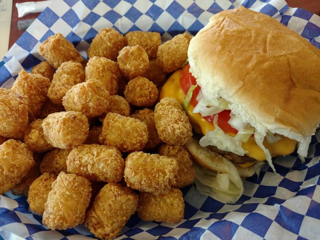 Snow White Drive in | restaurant | 1714 W Main St, Lebanon, TN 37087, USA | 6154434299 OR +1 615-443-4299