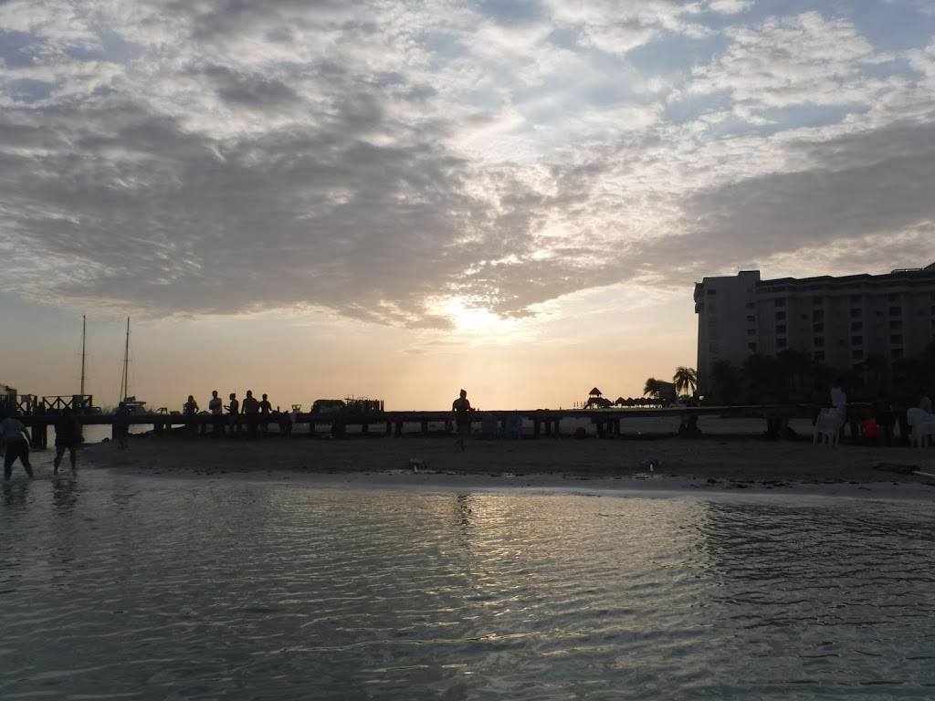 Mariscos Vallarta | restaurant | 4425 E Tropicana Ave # 8, Las Vegas, NV 89121, USA | 7024441806 OR +1 702-444-1806