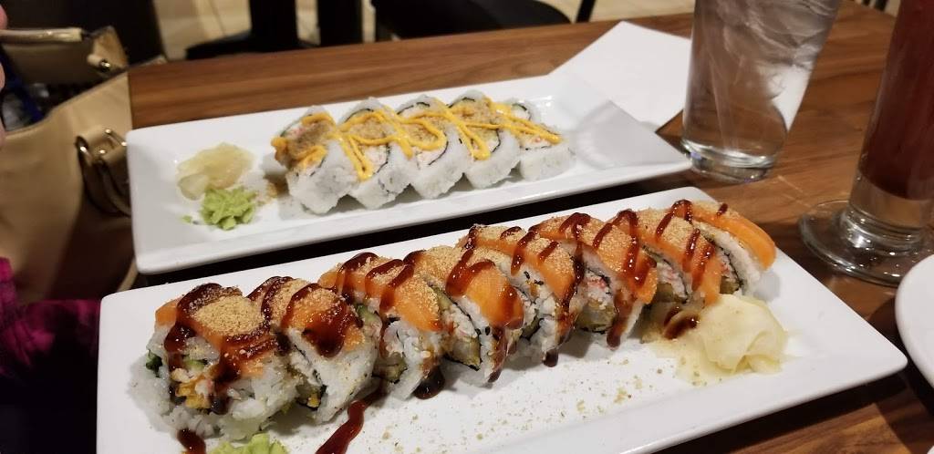 Hy-Vee Market Grille | restaurant | 4064 E 53rd St, Davenport, IA 52807, USA | 5633598739 OR +1 563-359-8739