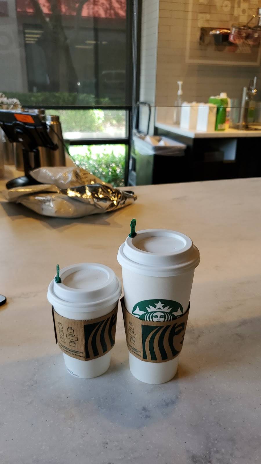 Starbucks | cafe | 6280 20th St Suite A, Vero Beach, FL 32966, USA | 7722997407 OR +1 772-299-7407