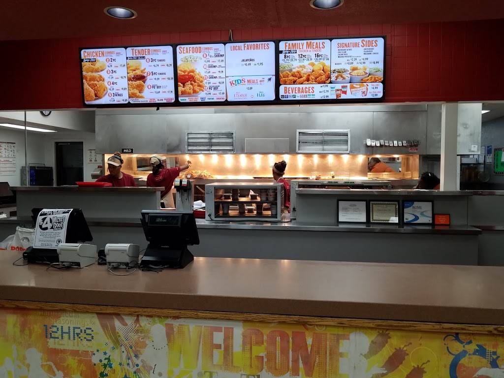Popeyes Louisiana Kitchen | restaurant | 5583 I-55 S, Byram, MS 39272, USA | 6013710065 OR +1 601-371-0065