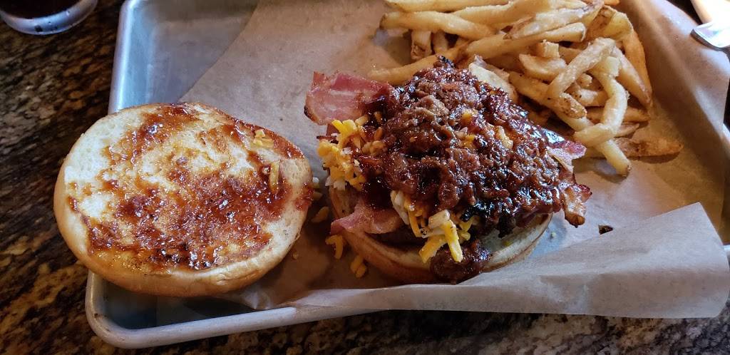 BJs Restaurant & Brewhouse | restaurant | 210 Loop 323 Wsw, Tyler, TX 75703, USA | 9039392840 OR +1 903-939-2840