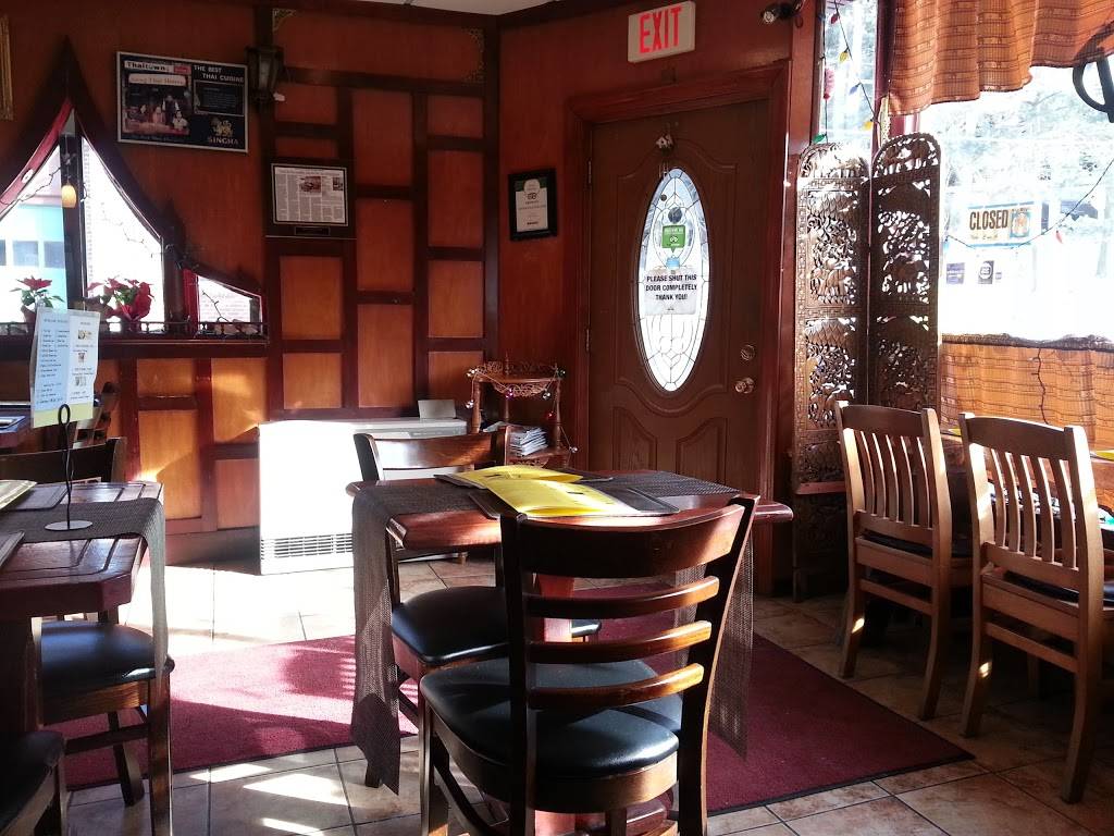 Saeng Thai House | restaurant | 921 Congress St, Portland, ME 04102, USA | 2077800900 OR +1 207-780-0900