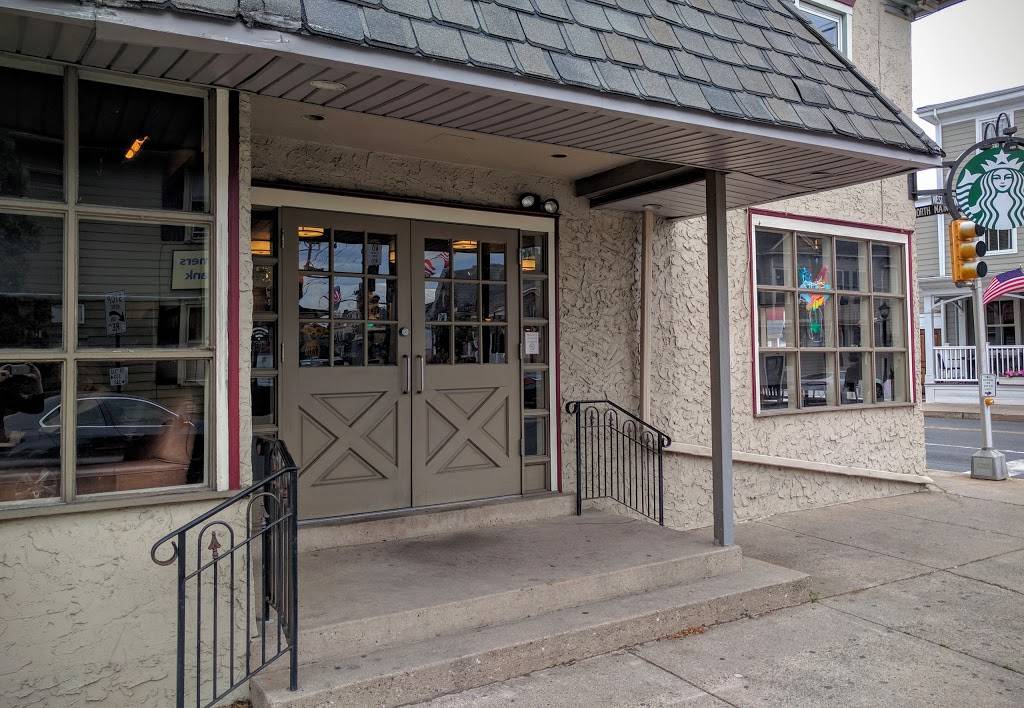 Starbucks | cafe | 1 N Main St, Yardley, PA 19067, USA | 2153218415 OR +1 215-321-8415