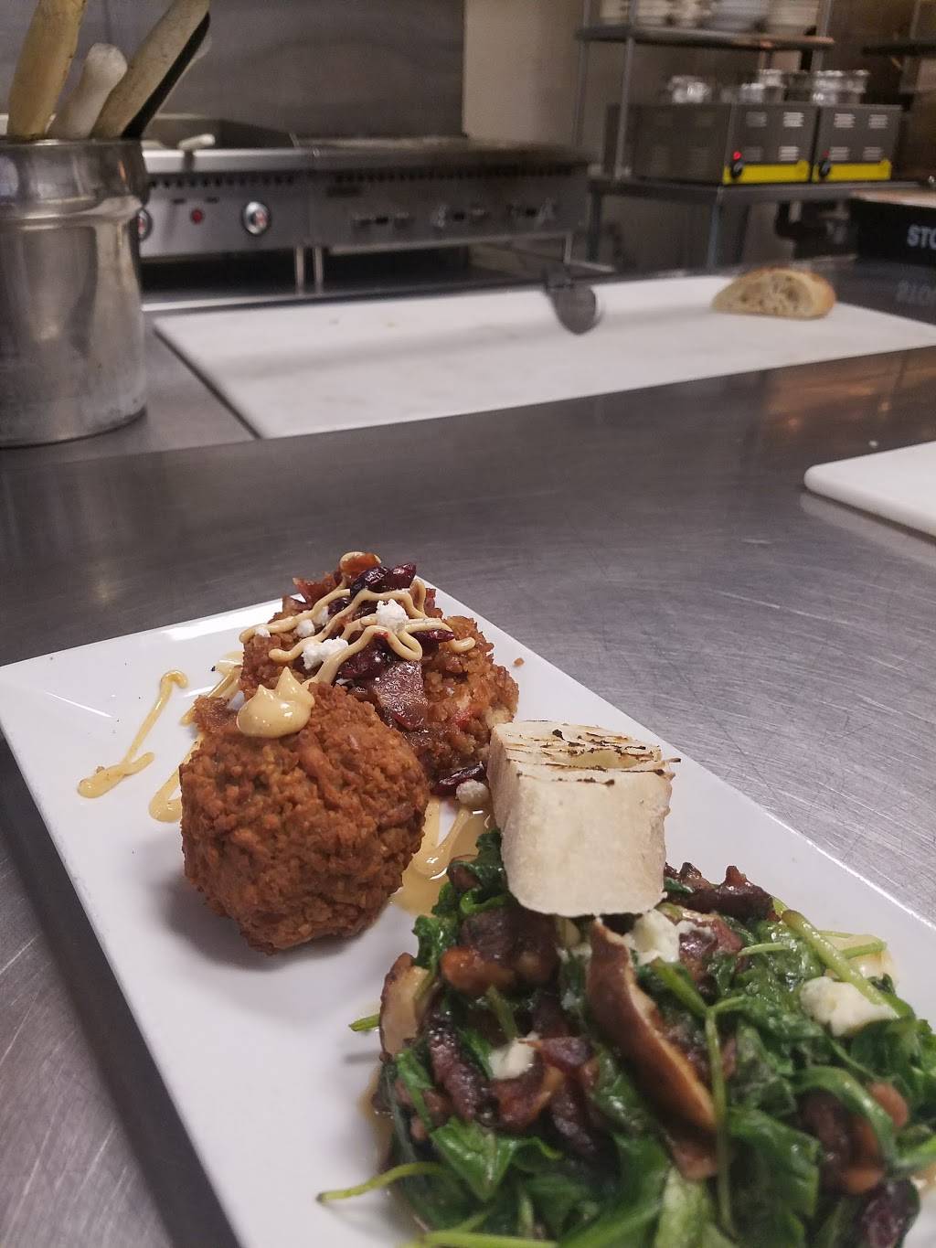 Grandstand Grille | restaurant | 2200 York Rd, Lutherville-Timonium, MD 21093, USA | 4439915649 OR +1 443-991-5649