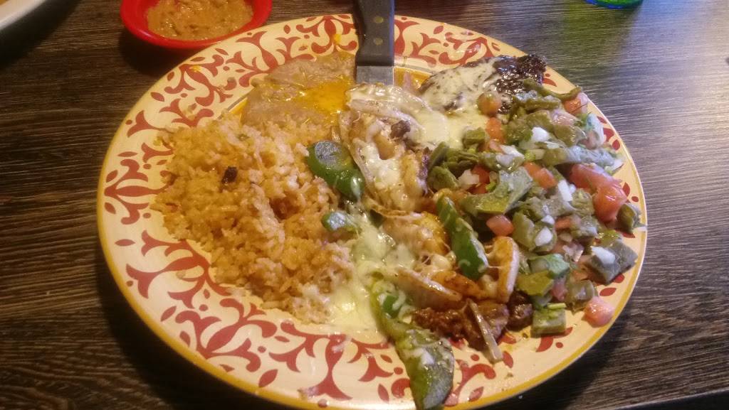 El Patrón Mexican Bar & Grill | restaurant | 306 Fourth St Way, Fond du Lac, WI 54937, USA | 9209333245 OR +1 920-933-3245