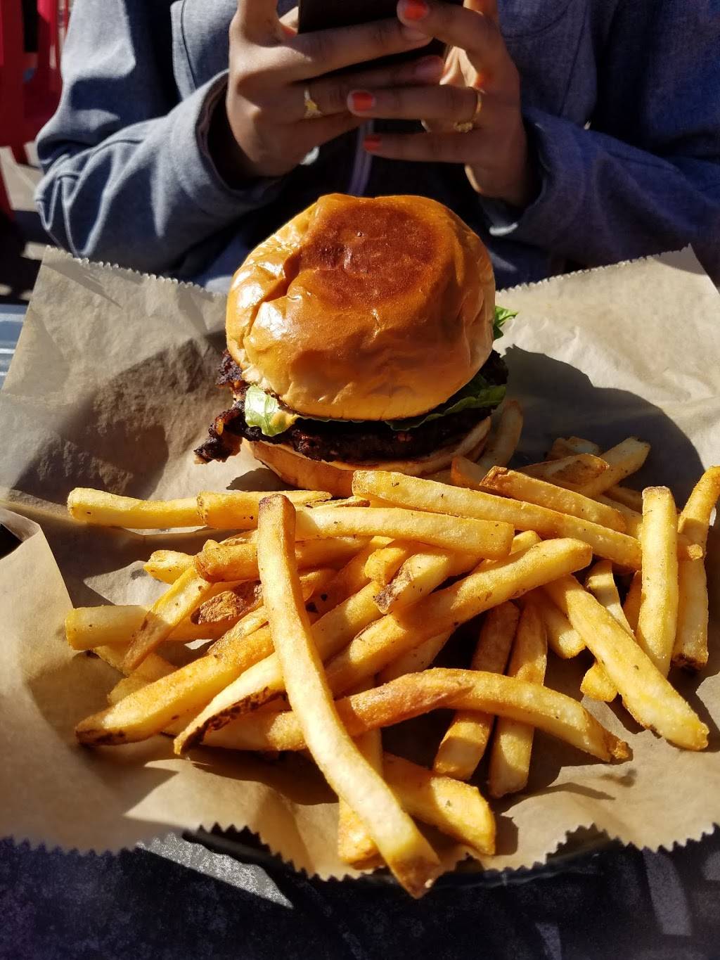 The Clocktower Cafe | cafe | 3600 N Recreation Dr, Chicago, IL 60613, USA | 3127427930 OR +1 312-742-7930