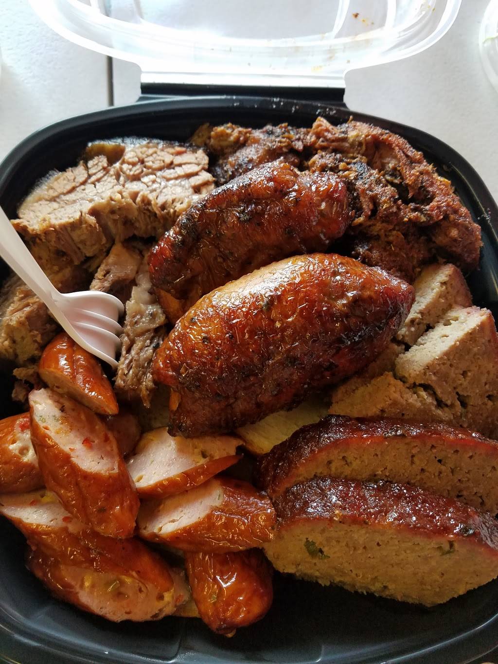 Barabicu Smokehouse | restaurant | 5767 Ridge Rd, Parma, OH 44129, USA | 4404813057 OR +1 440-481-3057