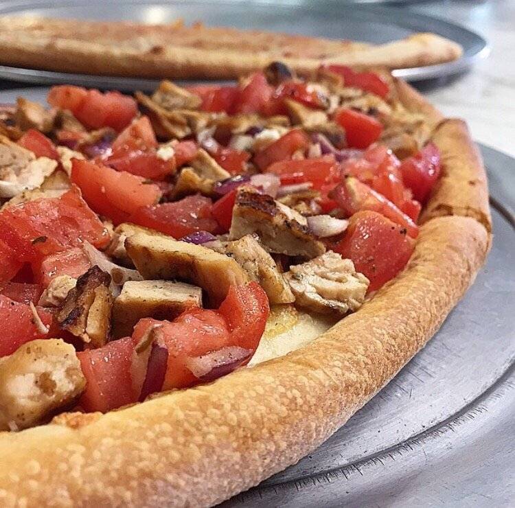 Chicago Jaqx Pizzeria & Taphouse | restaurant | 1511 Gulf Blvd, Indian Rocks Beach, FL 33785, USA | 7273033946 OR +1 727-303-3946