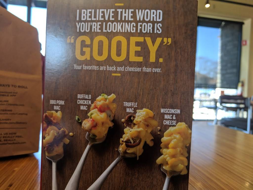 Noodles and Company | restaurant | 5794 S 108th St, Hales Corners, WI 53130, USA | 4145258200 OR +1 414-525-8200