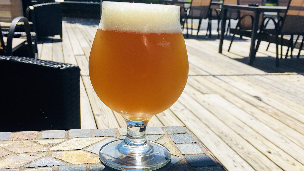 Tapped Crafthouse | restaurant | 2181 Upton Dr STE 400, Virginia Beach, VA 23454, USA | 7574302200 OR +1 757-430-2200