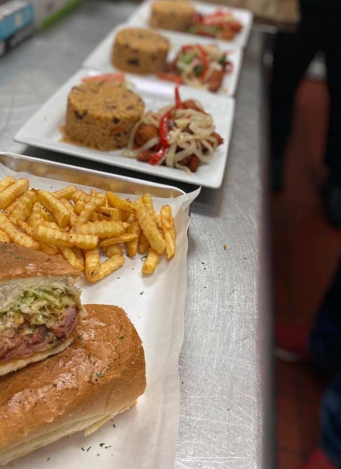 Willies Pinchos Lake Mary | restaurant | 3590 US-17 Ste 1024, Lake Mary, FL 32746, USA | 4078787209 OR +1 407-878-7209