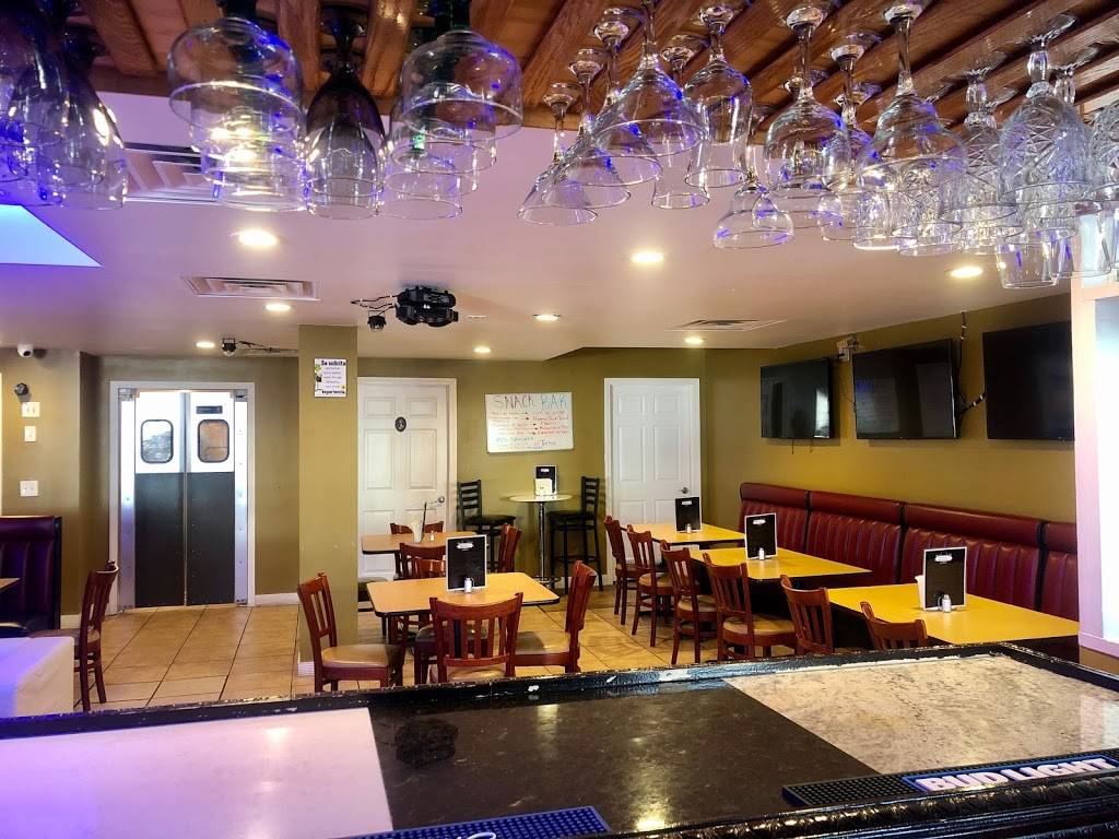 Temptations Mexican restaurant & lounge | restaurant | 60 W Hollis St, Nashua, NH 03060, USA | 6038648250 OR +1 603-864-8250