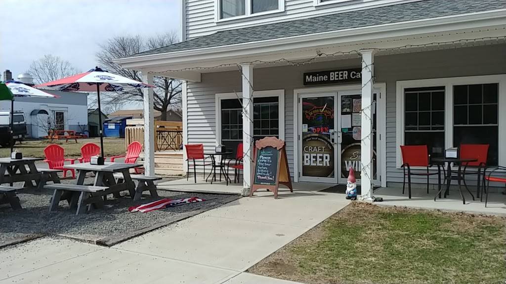 The Maine Beer Cafe | restaurant | 439 US-1 #1, Kittery, ME 03904, USA | 2074755655 OR +1 207-475-5655