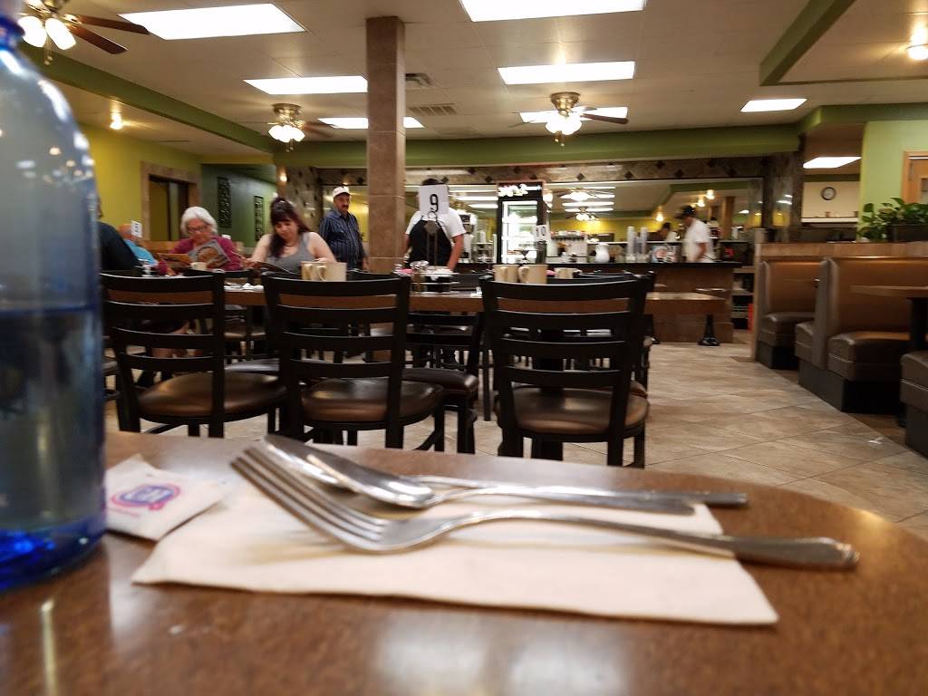 Brothers Family Restaurant | restaurant | 8466 W Peoria Ave #1, Peoria, AZ 85345, USA | 6239791077 OR +1 623-979-1077