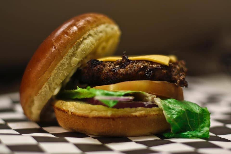 Burgers 360 | restaurant | 132 Carroll Island Rd, Middle River, MD 21220, USA | 4103446706 OR +1 410-344-6706