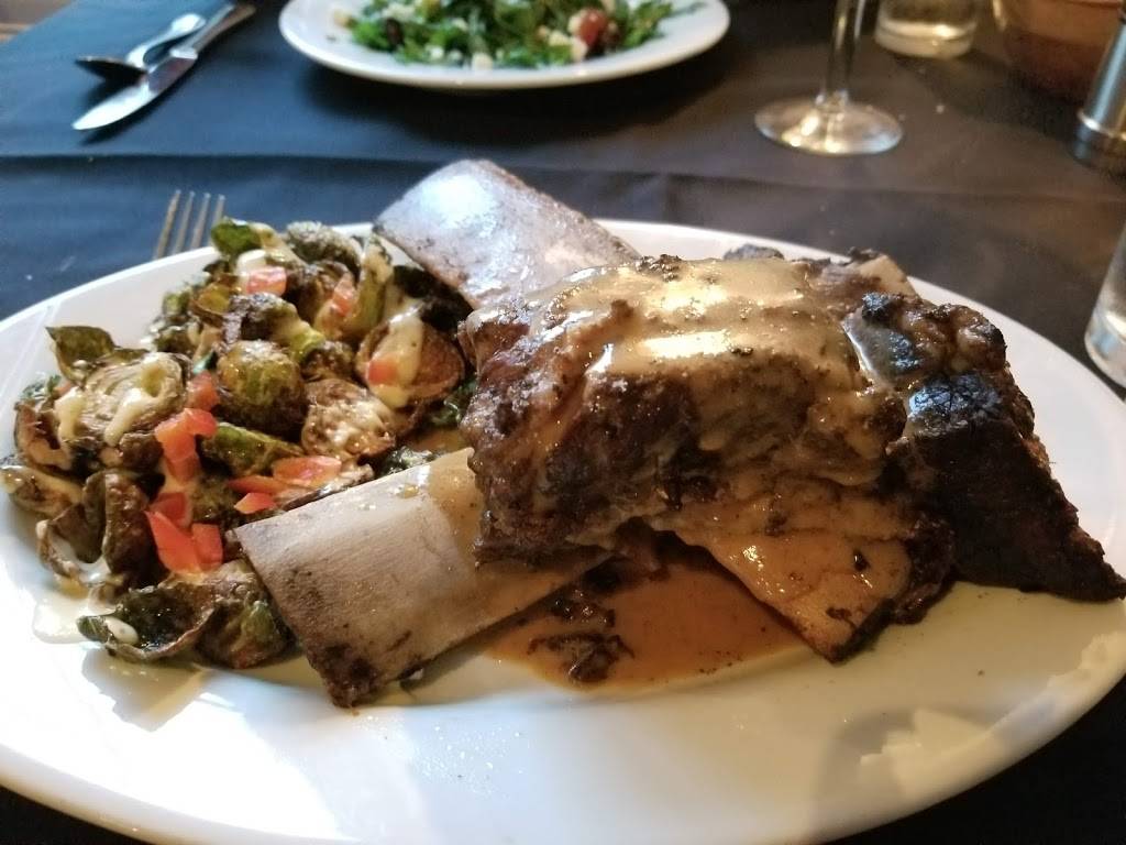 Village Tavern | restaurant | 110 Alfred Rd, Kennebunk, ME 04043, USA | 2076047954 OR +1 207-604-7954