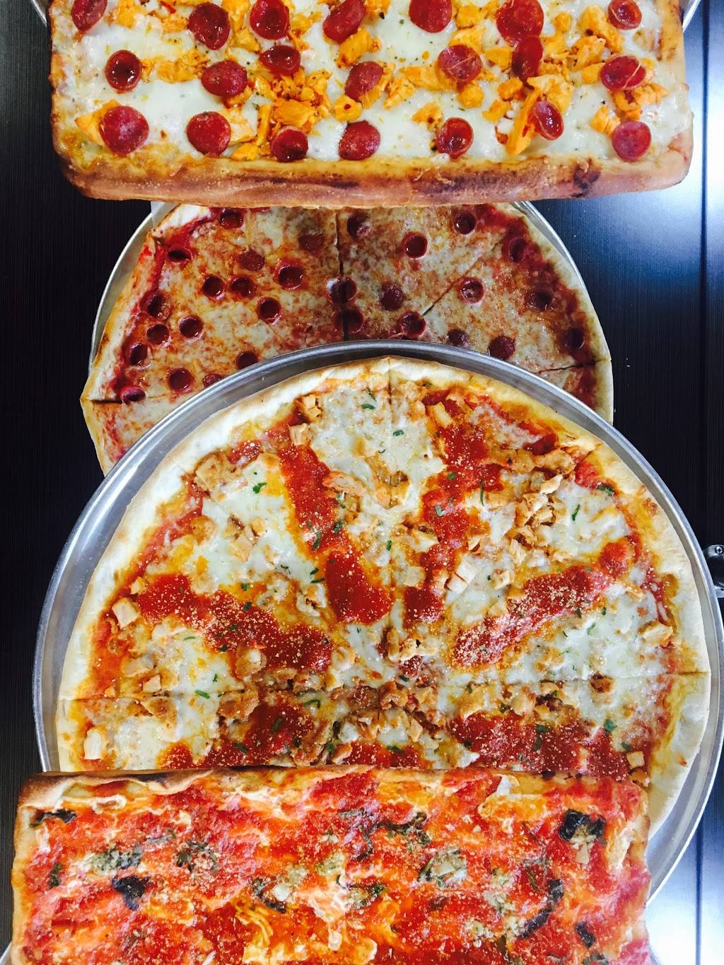 Giannis Pizzeria Oakhurst | restaurant | 56 Monmouth Rd, Oakhurst, NJ 07755, USA | 7327287004 OR +1 732-728-7004