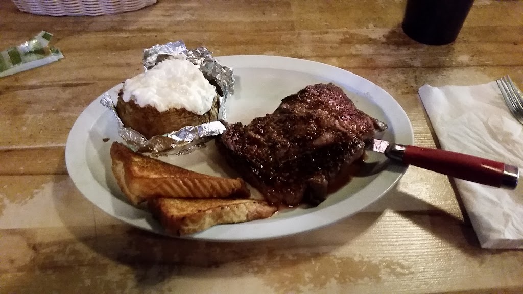 Yellow Dog Cafe & Bar | restaurant | 124 E Wall St, Worden, IL 62097, USA | 6184593663 OR +1 618-459-3663