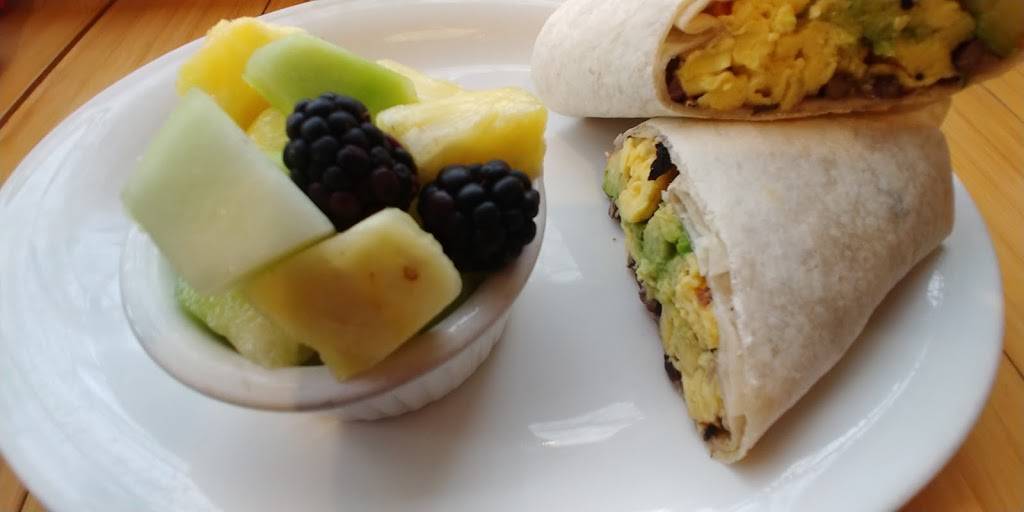 Duboce Park Cafe | cafe | 2 Sanchez St, San Francisco, CA 94114, USA | 4156211108 OR +1 415-621-1108